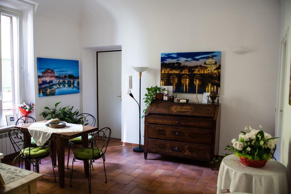 Domus Quiritum 3*